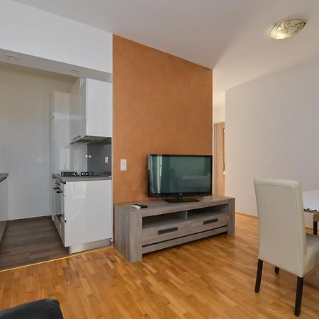 Apartment Center Ana نوفاليا المظهر الخارجي الصورة