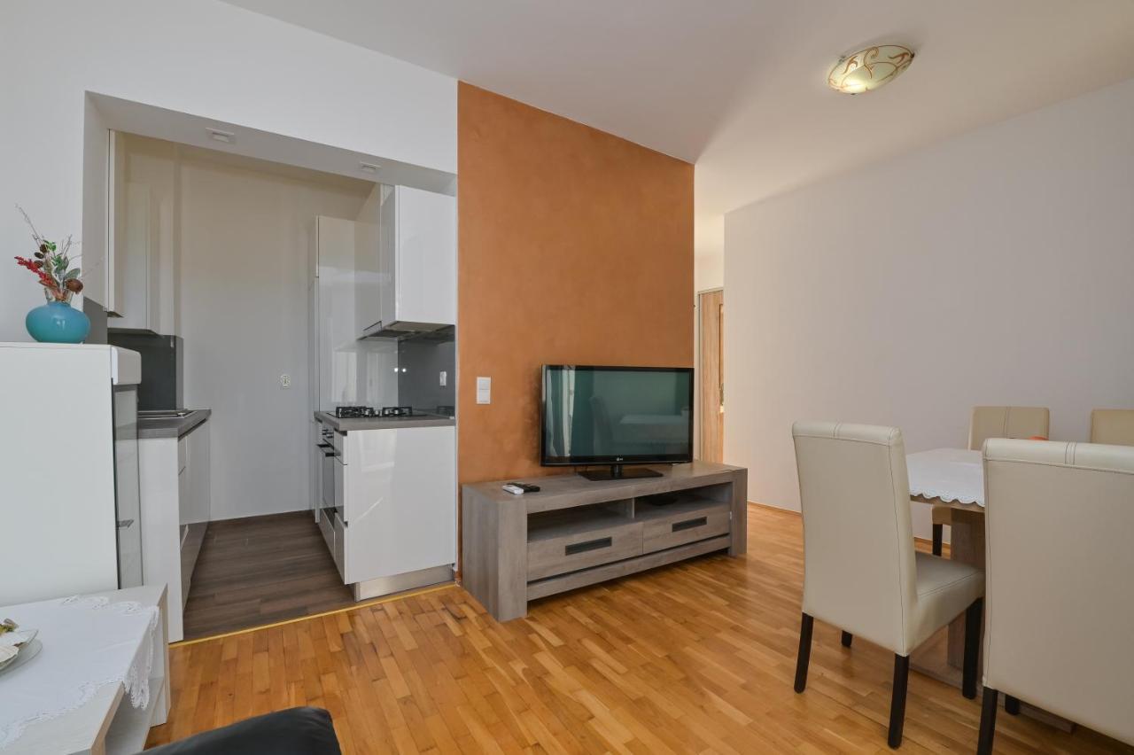 Apartment Center Ana نوفاليا المظهر الخارجي الصورة